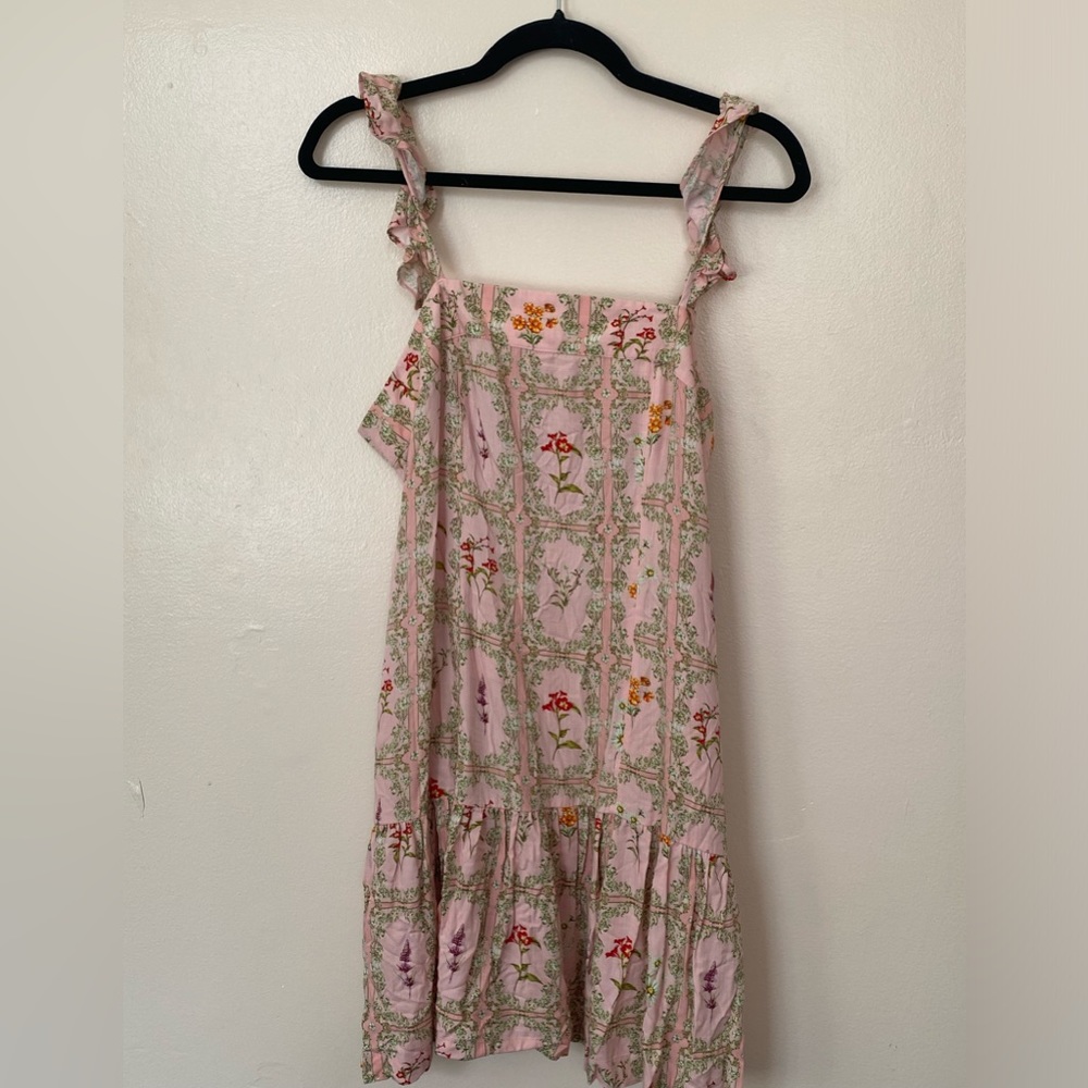 Beautiful Agua Bendita dress made of rayon. Perfect for summer.